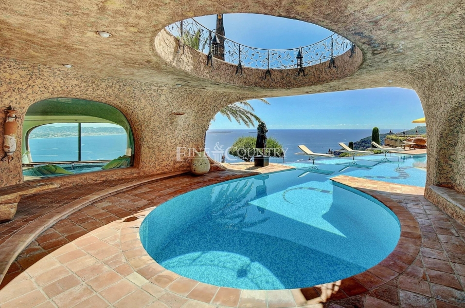 Splendide Propriété vue mer à 360 degrés à THEOULE
